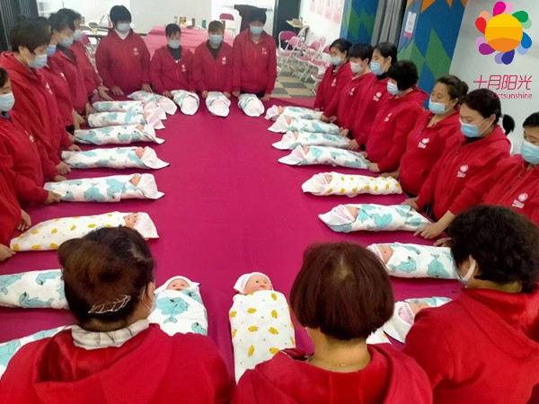 郑州月嫂培训学费贵吗?学完半个月就能回本?(图2) 郑州月嫂培训学费贵吗?学完半个月就能回本?(图2)