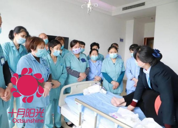 怎么找靠谱的养老护理培训机构?认准这3个硬指标不踩坑(图2) 怎么找靠谱的养老护理培训机构?认准这3个硬指标不踩坑(图2)